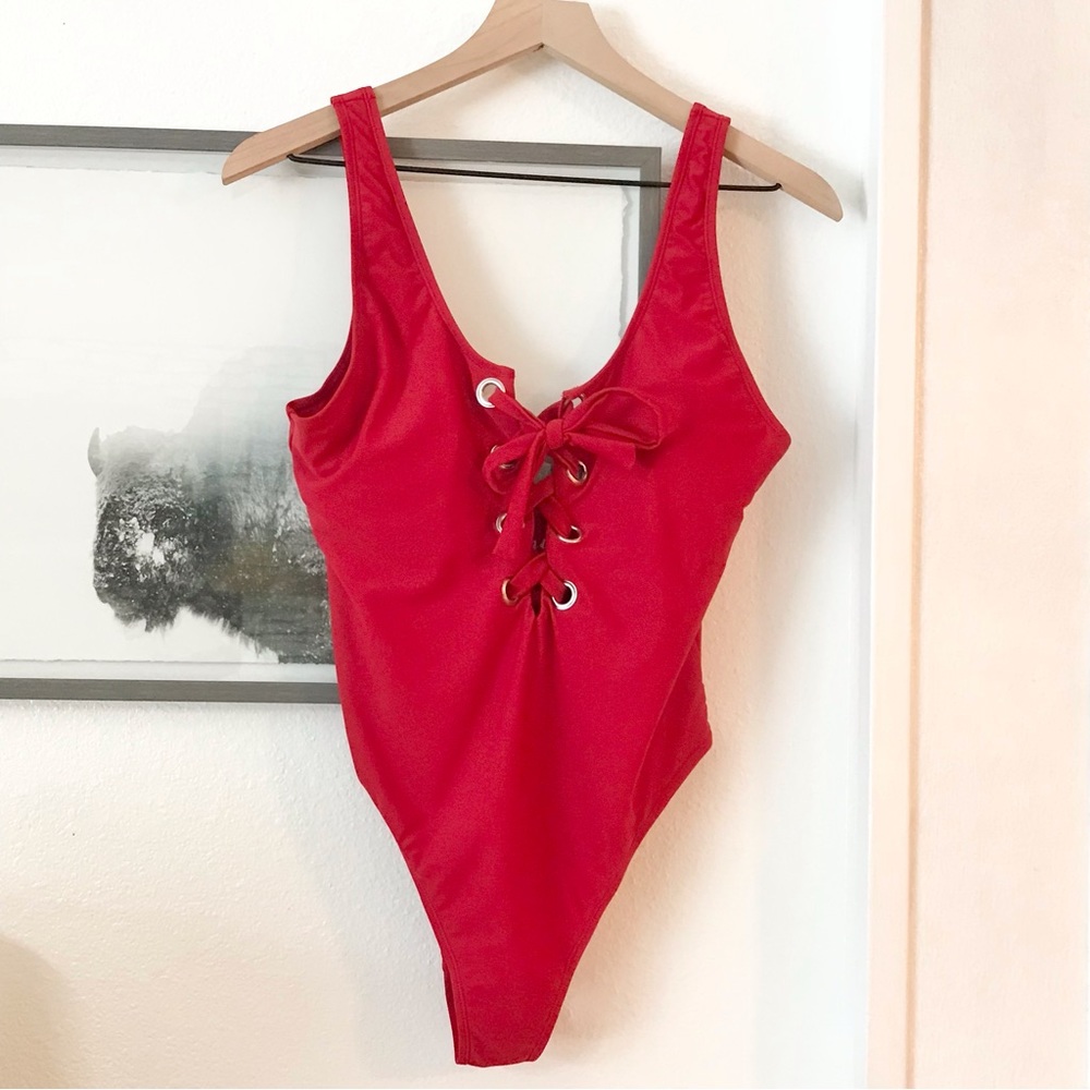 CABANA DEL SOL LACE-UP ONE PIECE